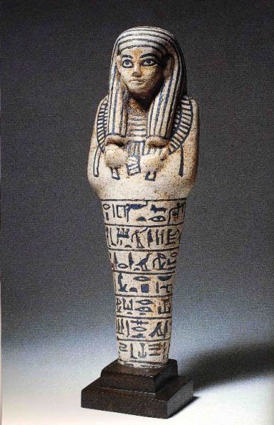 Aubert, Statuettes funéraires égyptiennes ; © Gerbier, Aurélie